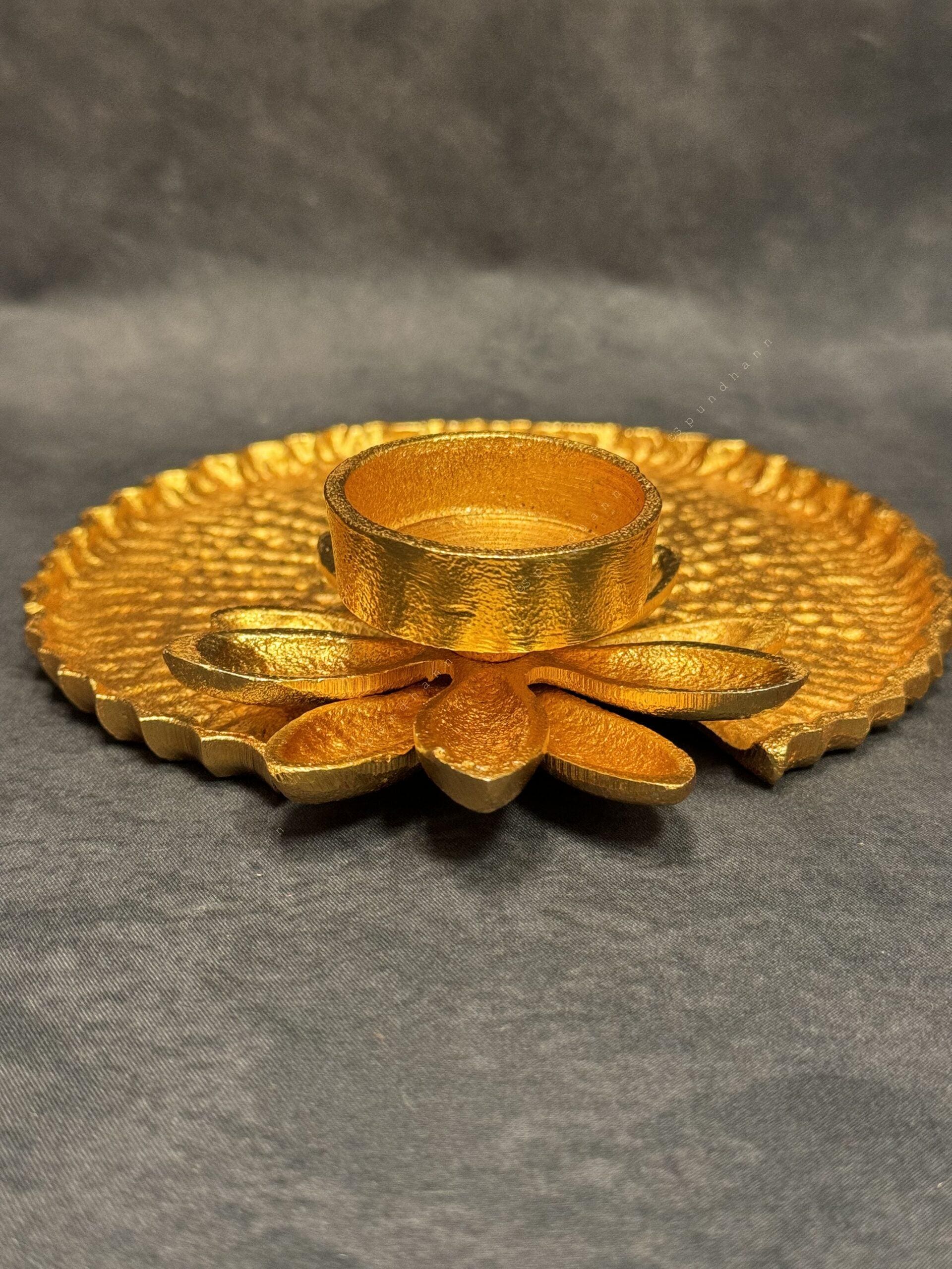 Bloom Plate/Round Platter Tea Light Holder