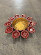 Red Diya Urli