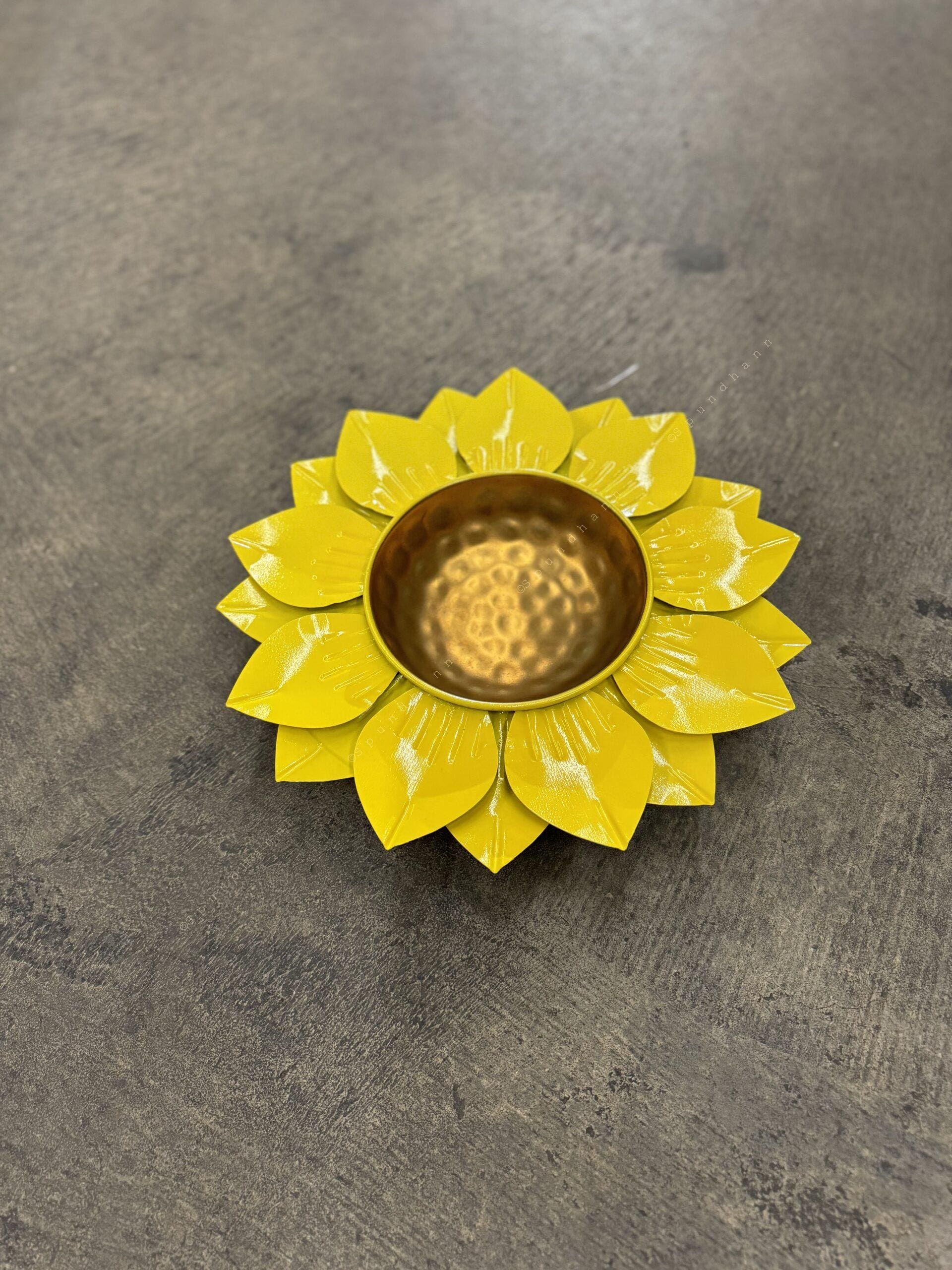 Yellow Hammered Sunflower Urli