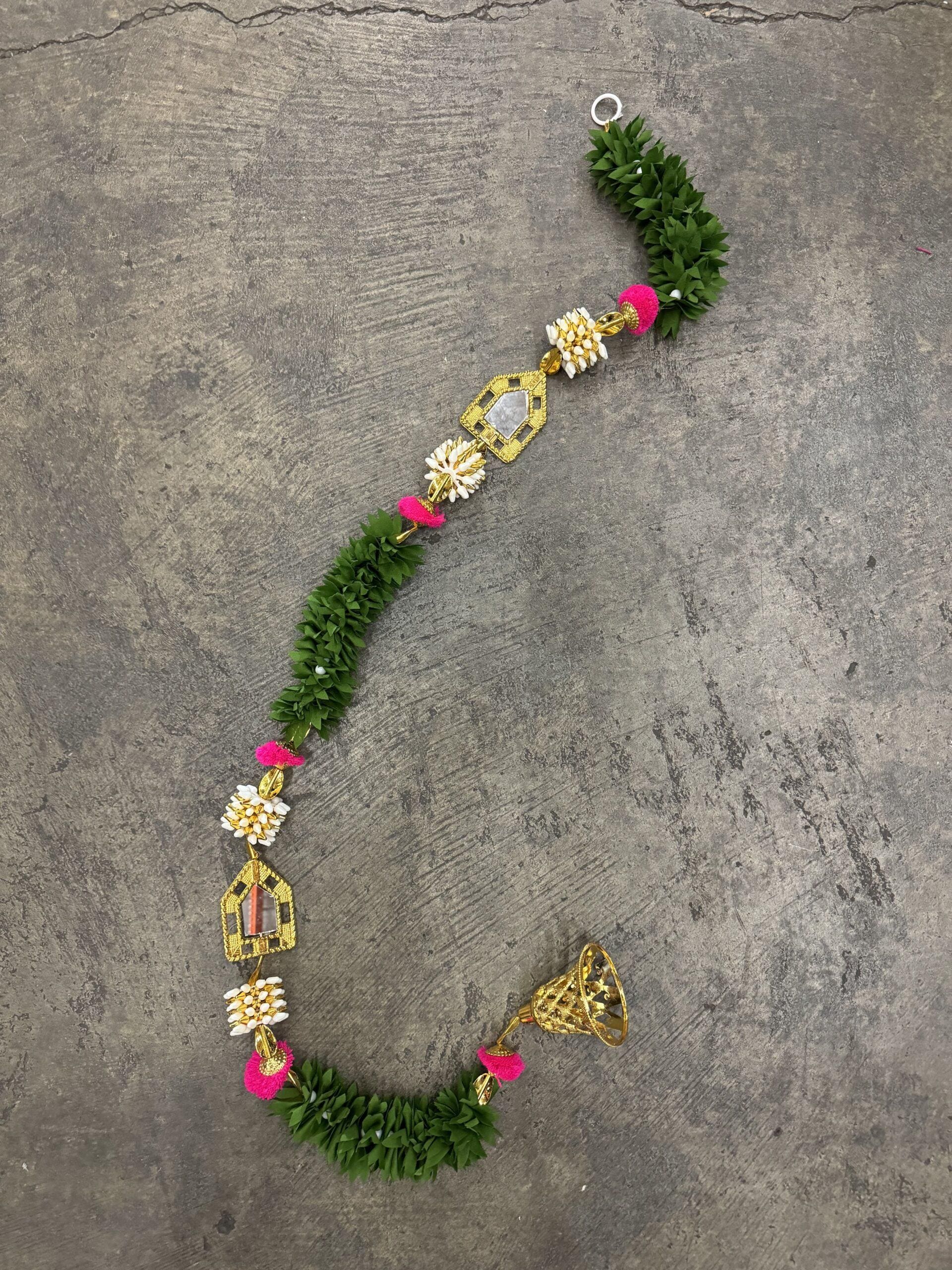 Green Chameli With mini Jharokha & Gold Bell