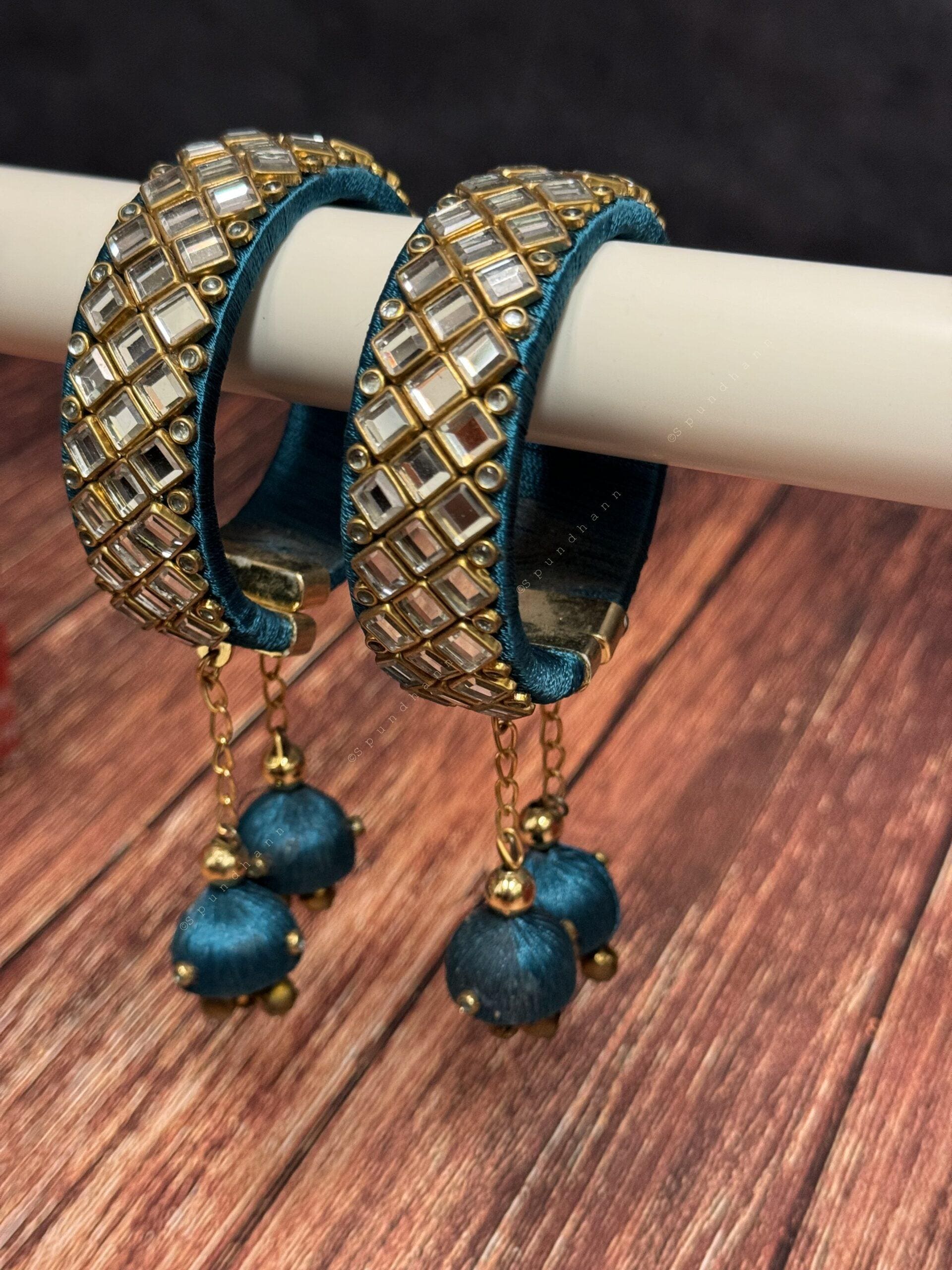 Free Size Mirror Bangle Pack of 2
