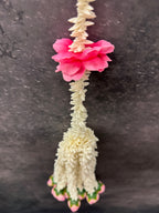 Chameli Rajnigandha Multi String Rose Tassel