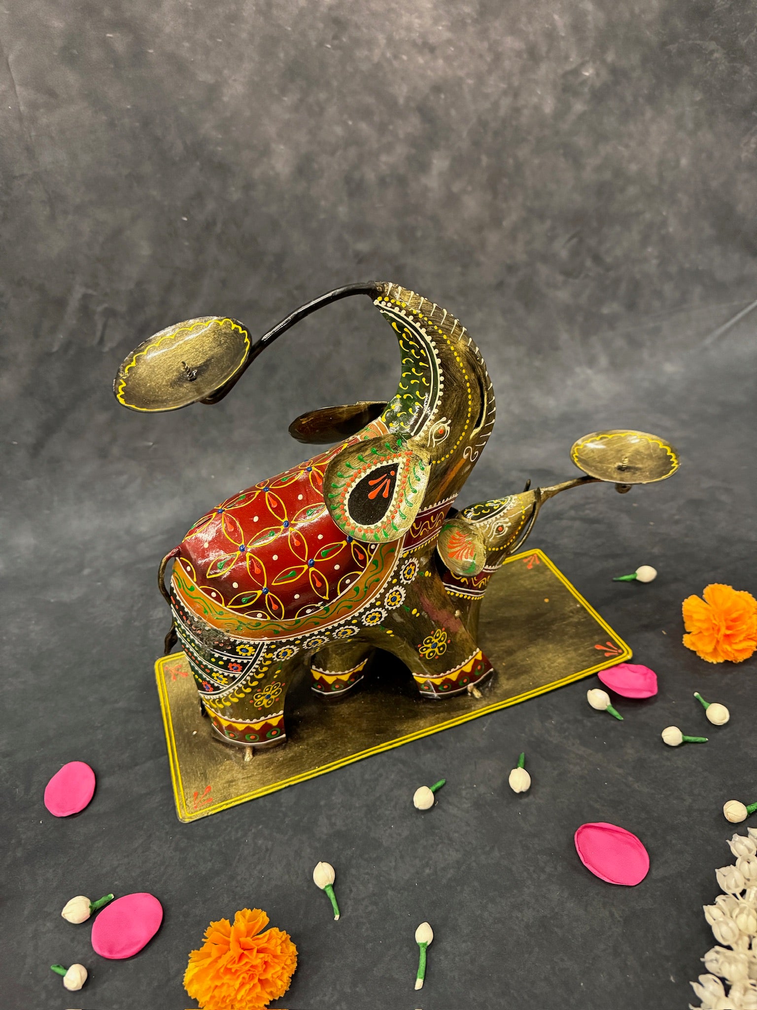Double Elephant Gold Multi T Light