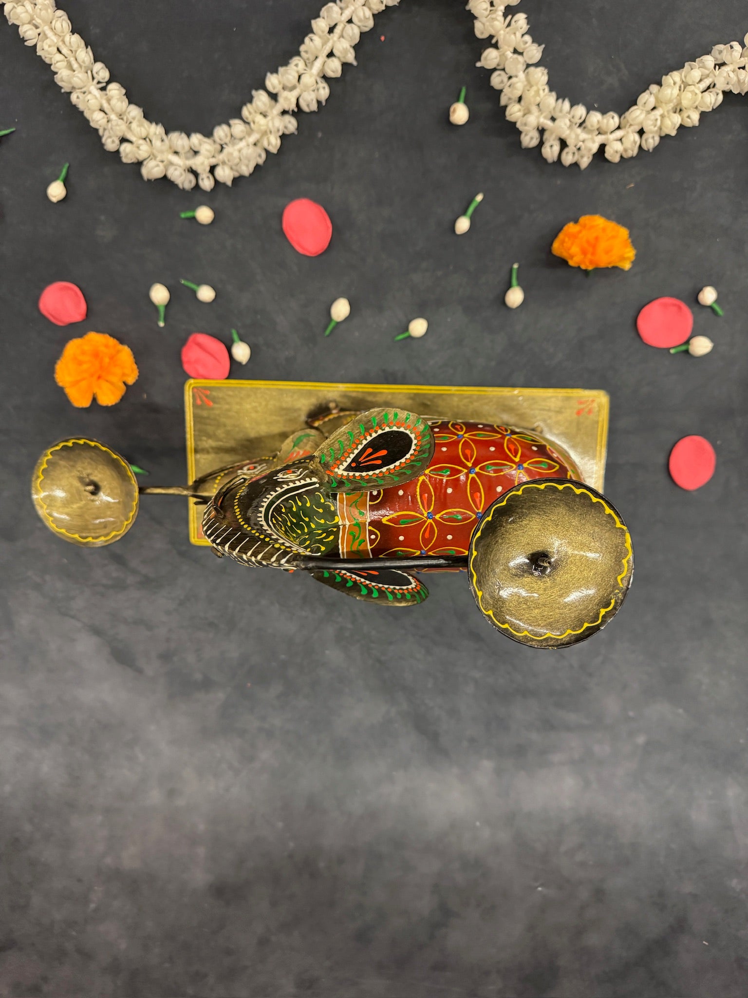 Double Elephant Gold Multi T Light