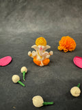 Car Ganesha resin