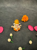 Car Ganesha resin