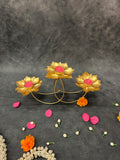 3-Lotus Standing Tea Light