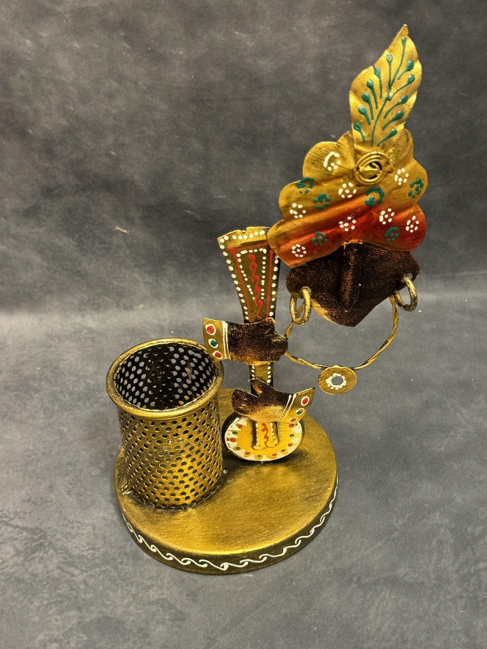 Krishna Sitar Pen Stand