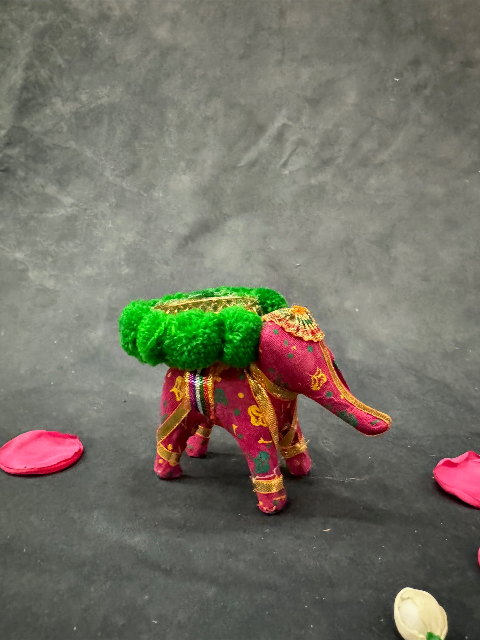 Elephant Pom Pom Tea Light Holder Single