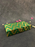 Rectangular Zari V Print Gift Box