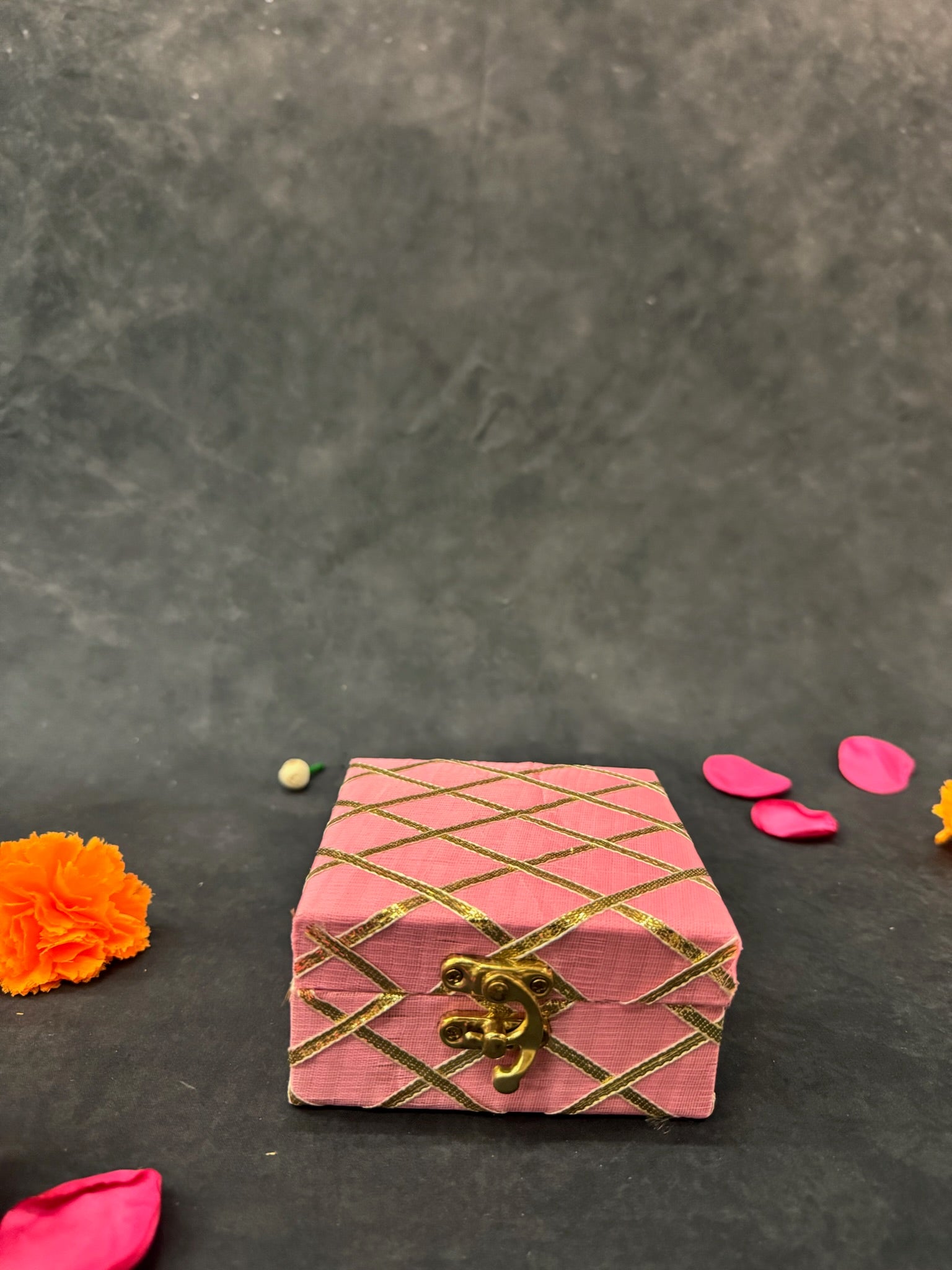 Square Criss Cross Gold Gotapatti Gift Box Only