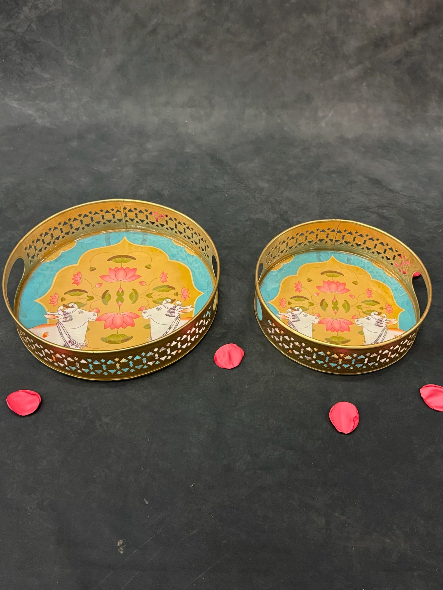 Circular Golden Tray With Pichwai Art Picture Set of 2