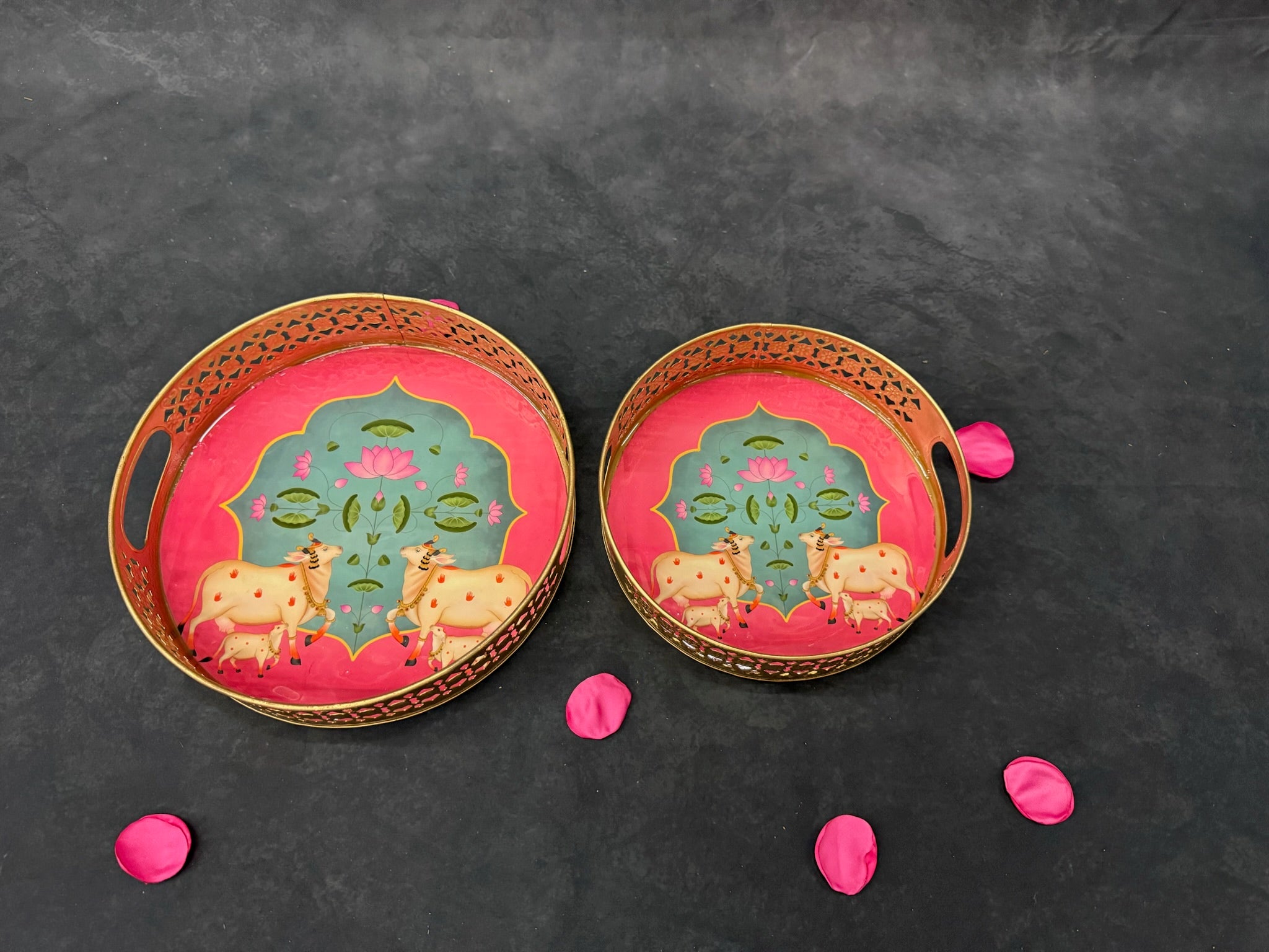 Circular Golden Tray With Pichwai Art Picture Set of 2