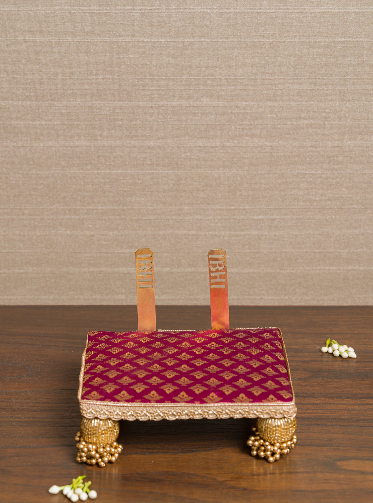 Jayshree Detachable Petite Sinhasan | Heritage