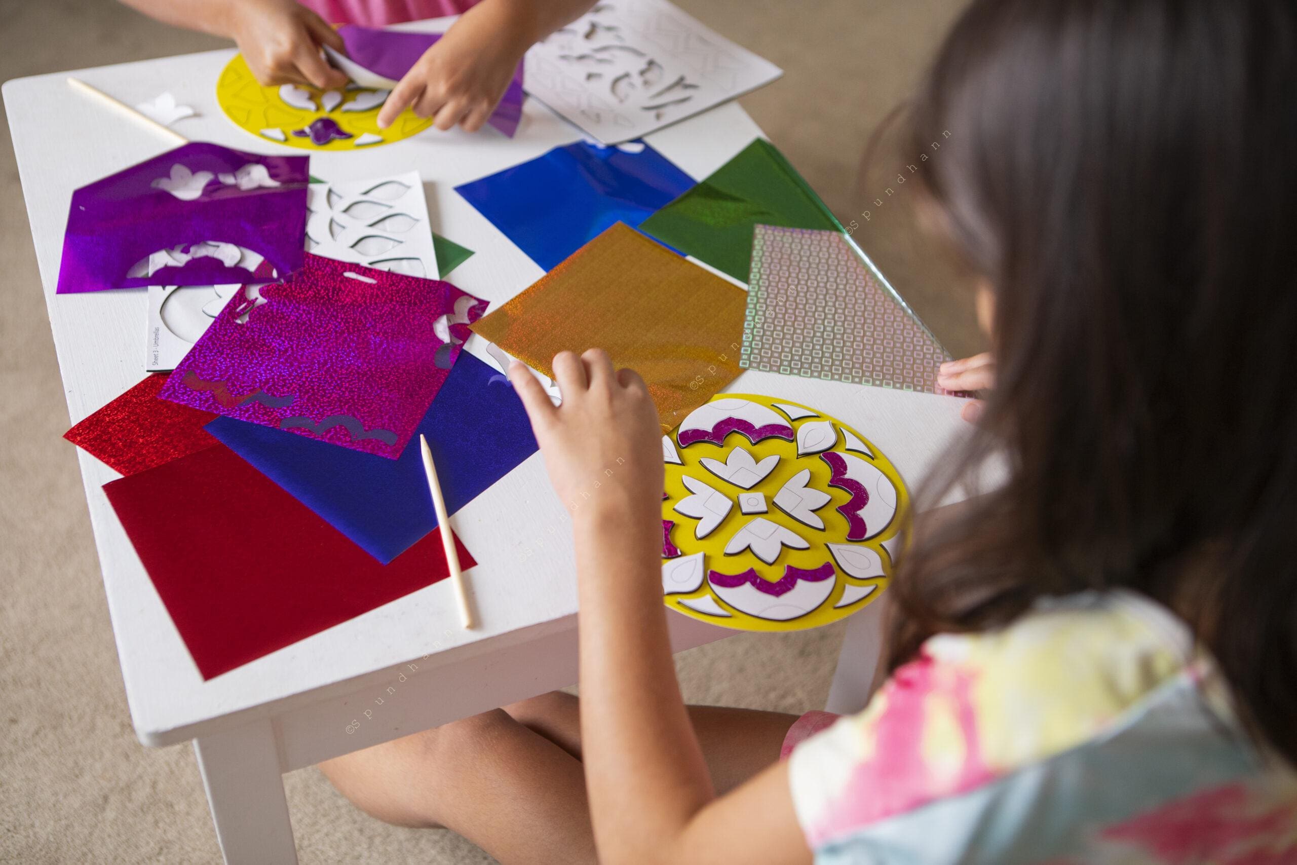 Foil Craft Kit Rangoli Mandala - Makes 6 Boards