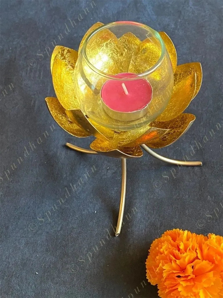 Lotus Standing Glass T Light