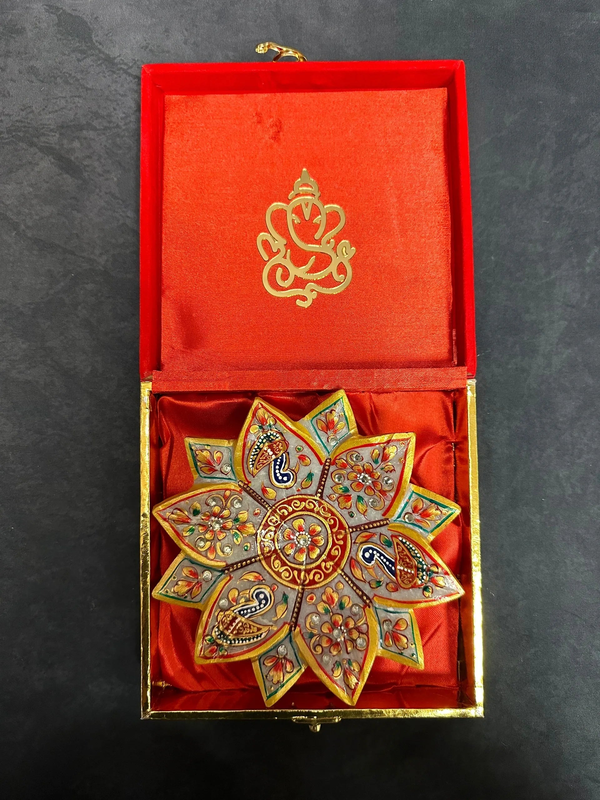Meenakari Hand Painted Marble Flower With Gift Box
