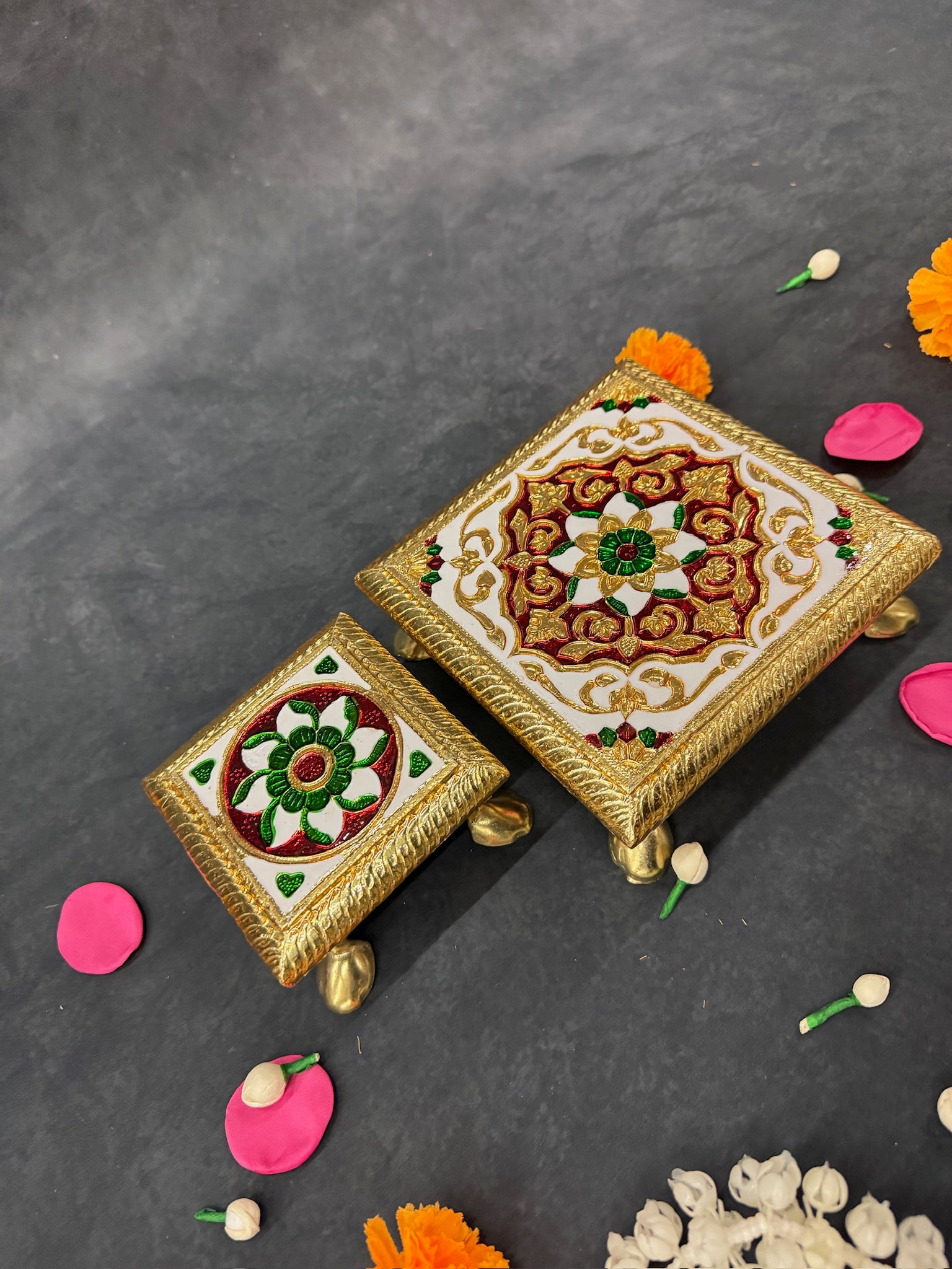 Square Meenakari Chowki