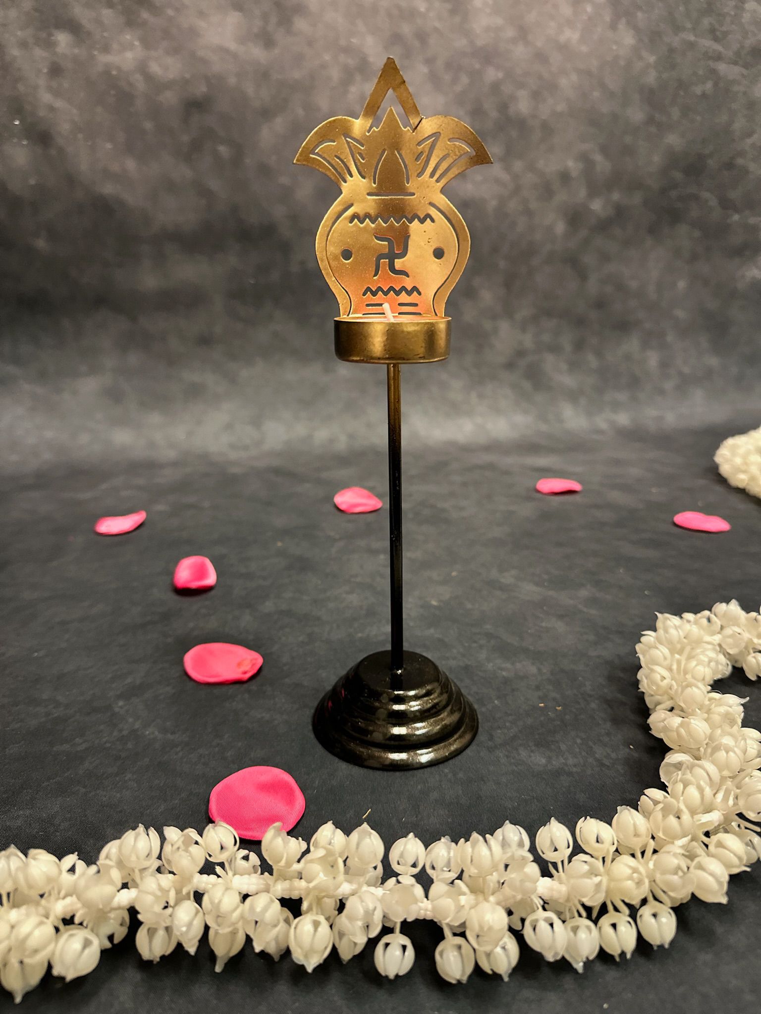 Kalash Swastik Standing Tea Light