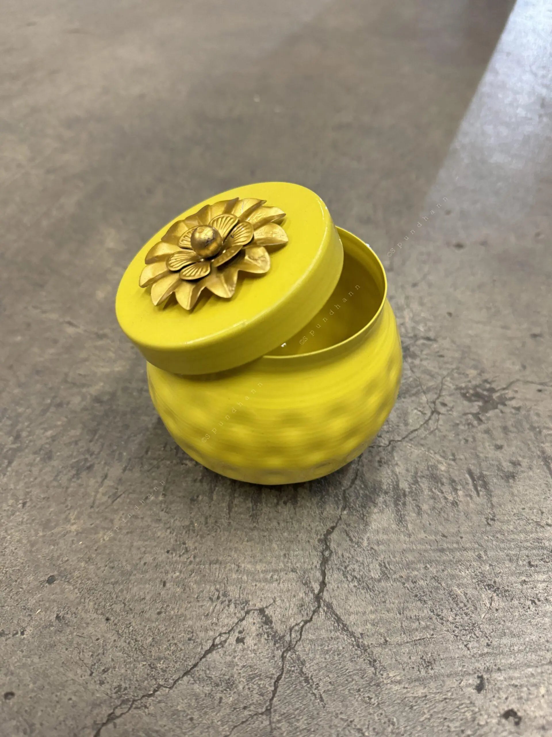 Solid Color hammered finish Matka Shape Canister