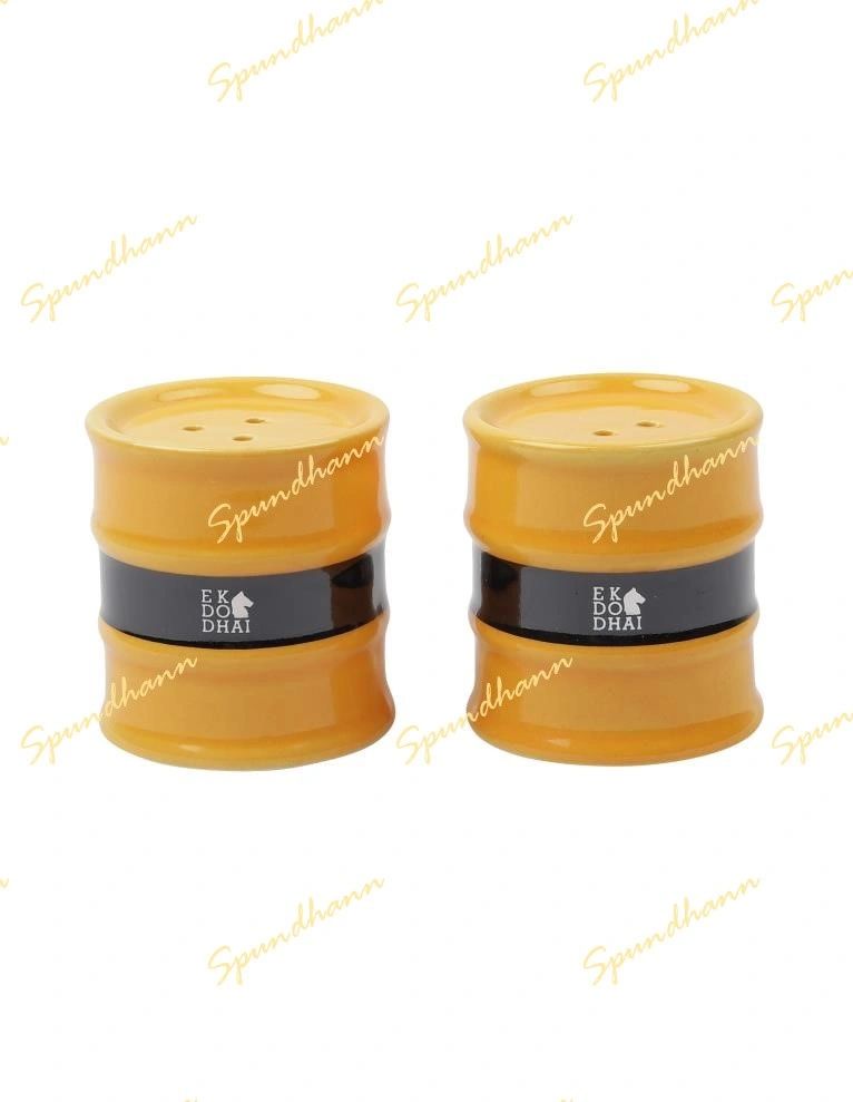 Barrel Style Salt & Pepper Shaker Set