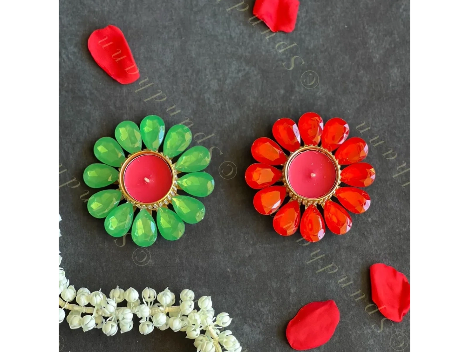Red & Green Gemstone Studded Tea Light Holder