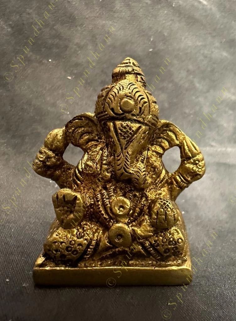 God Statue / Murti