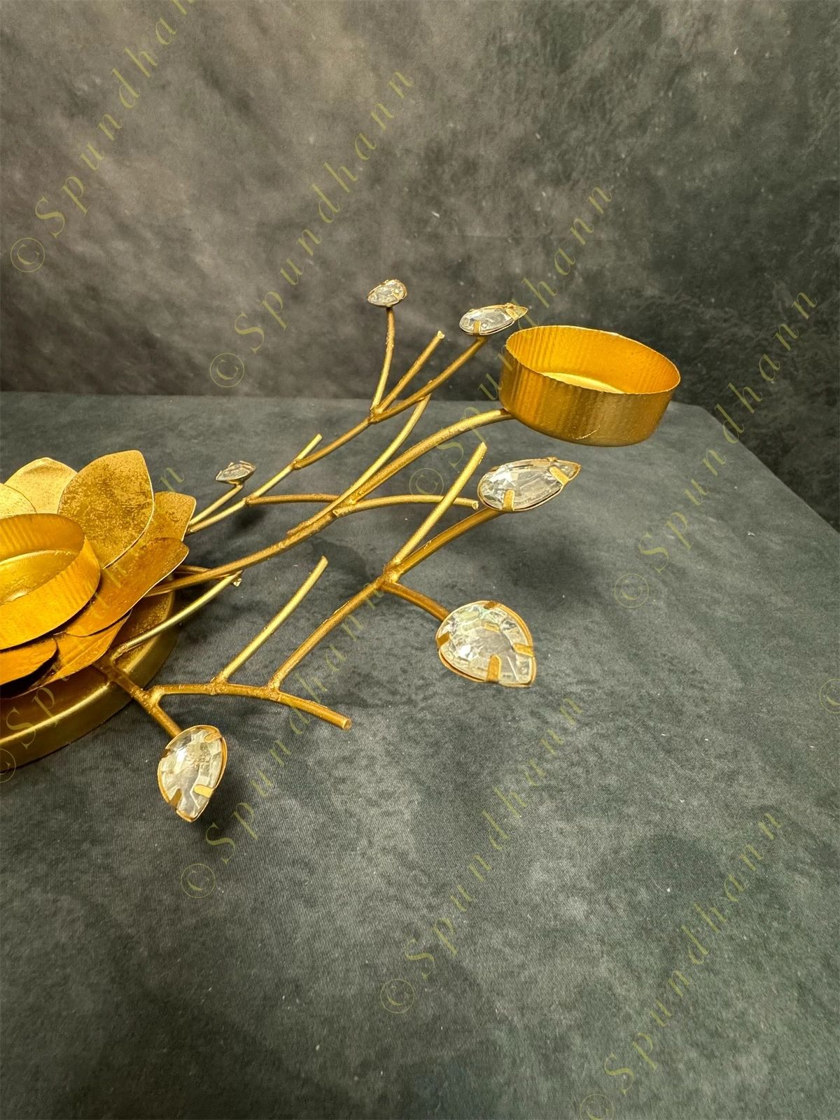 Floral Studded Tea Light