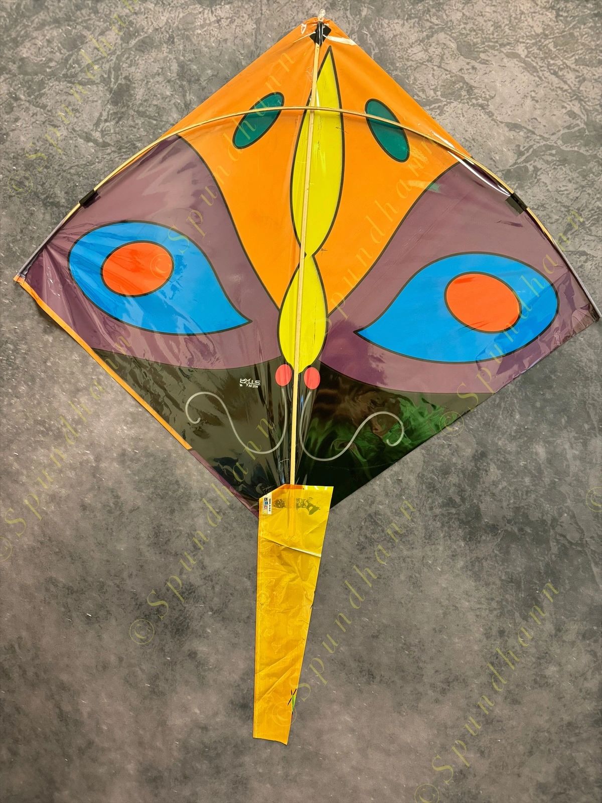 Assorted Kites (plastic)