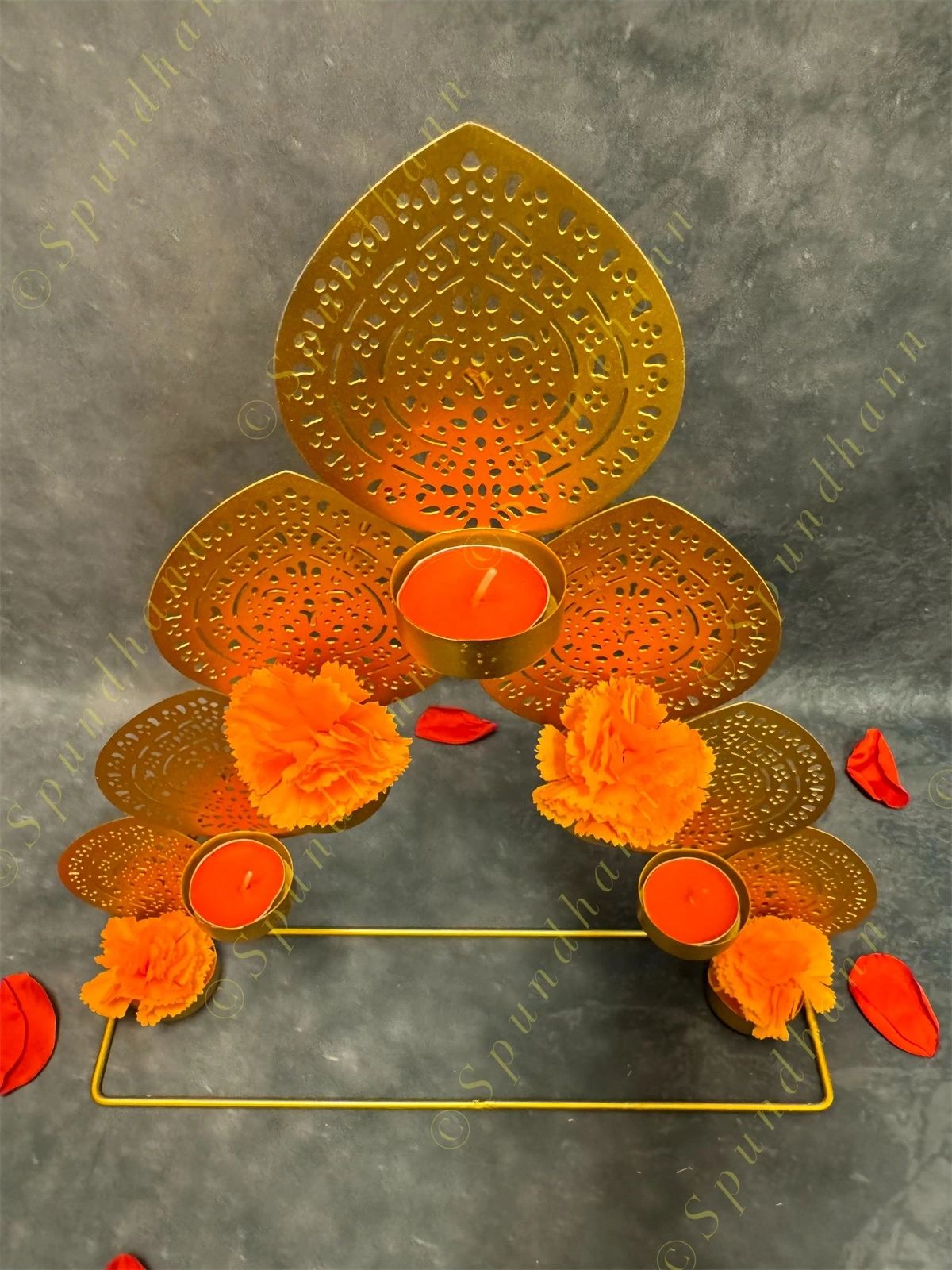 7-Leaf Tea Light Holder