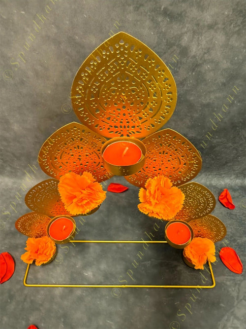 7-Leaf Tea Light Holder