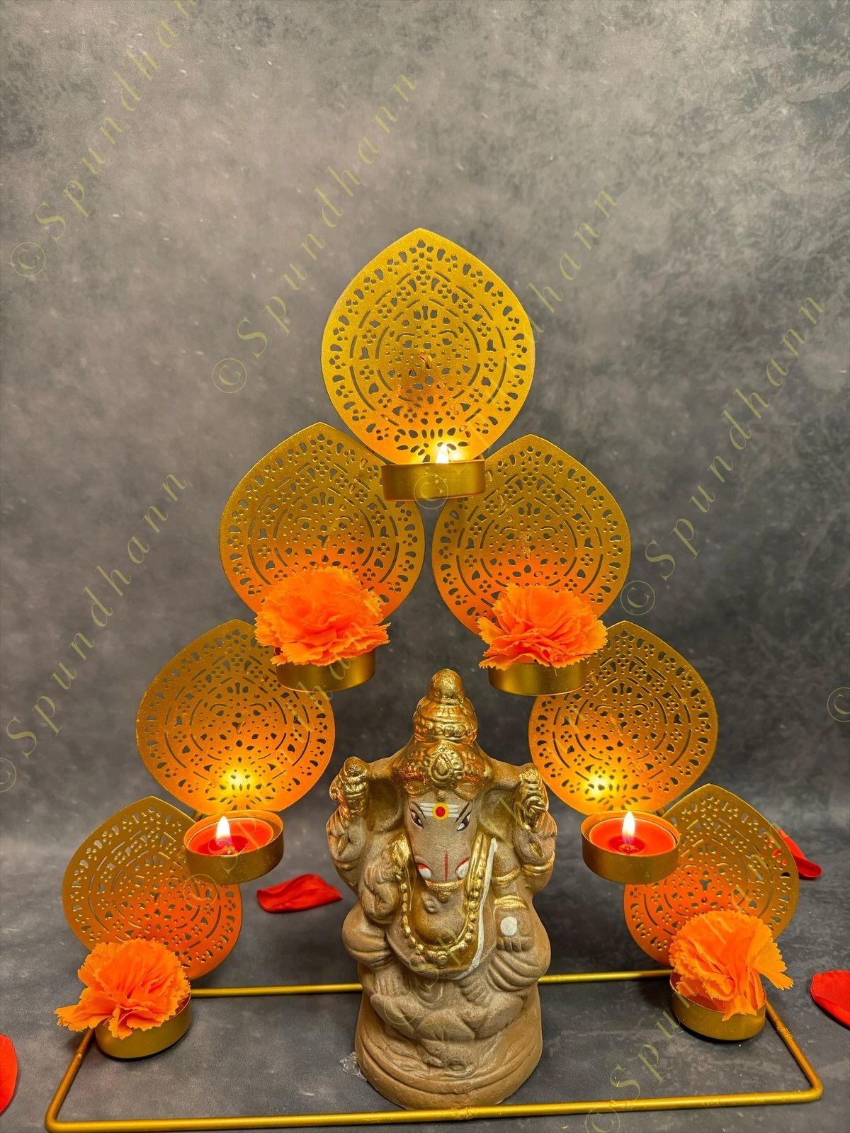 7-Leaf Tea Light Holder