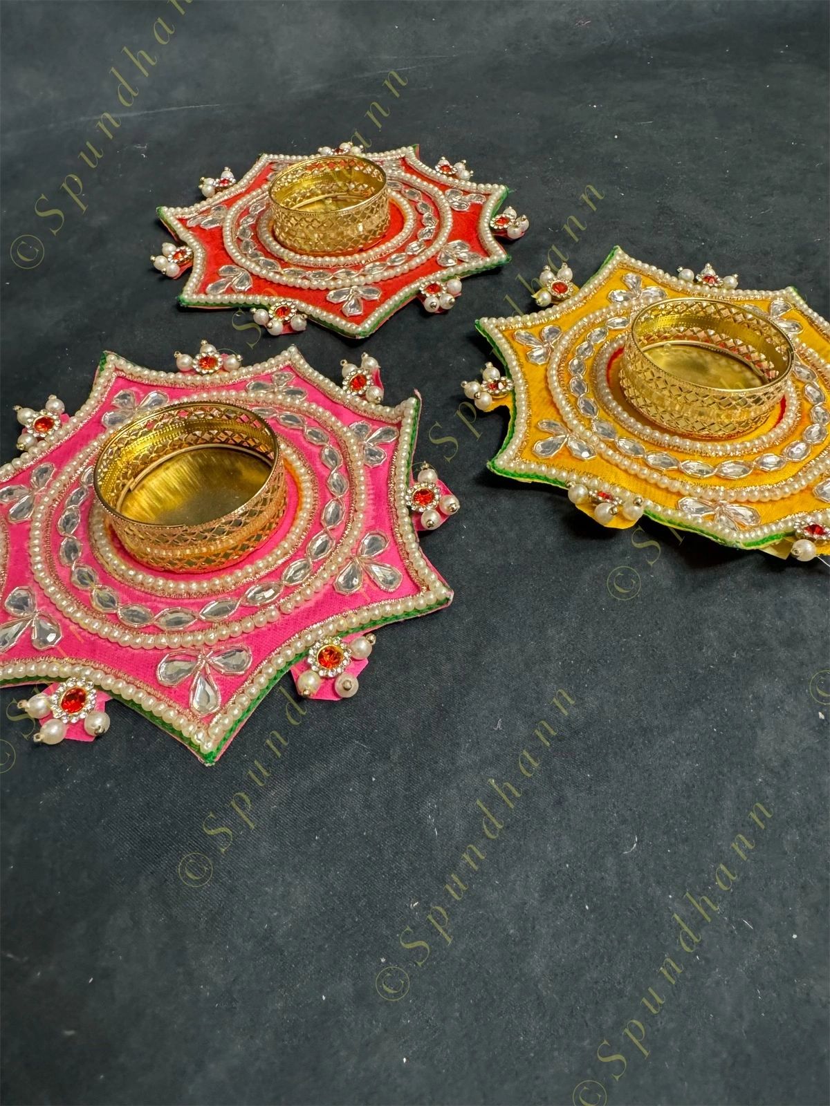 Star Tea Light Holder With Small Pearls
