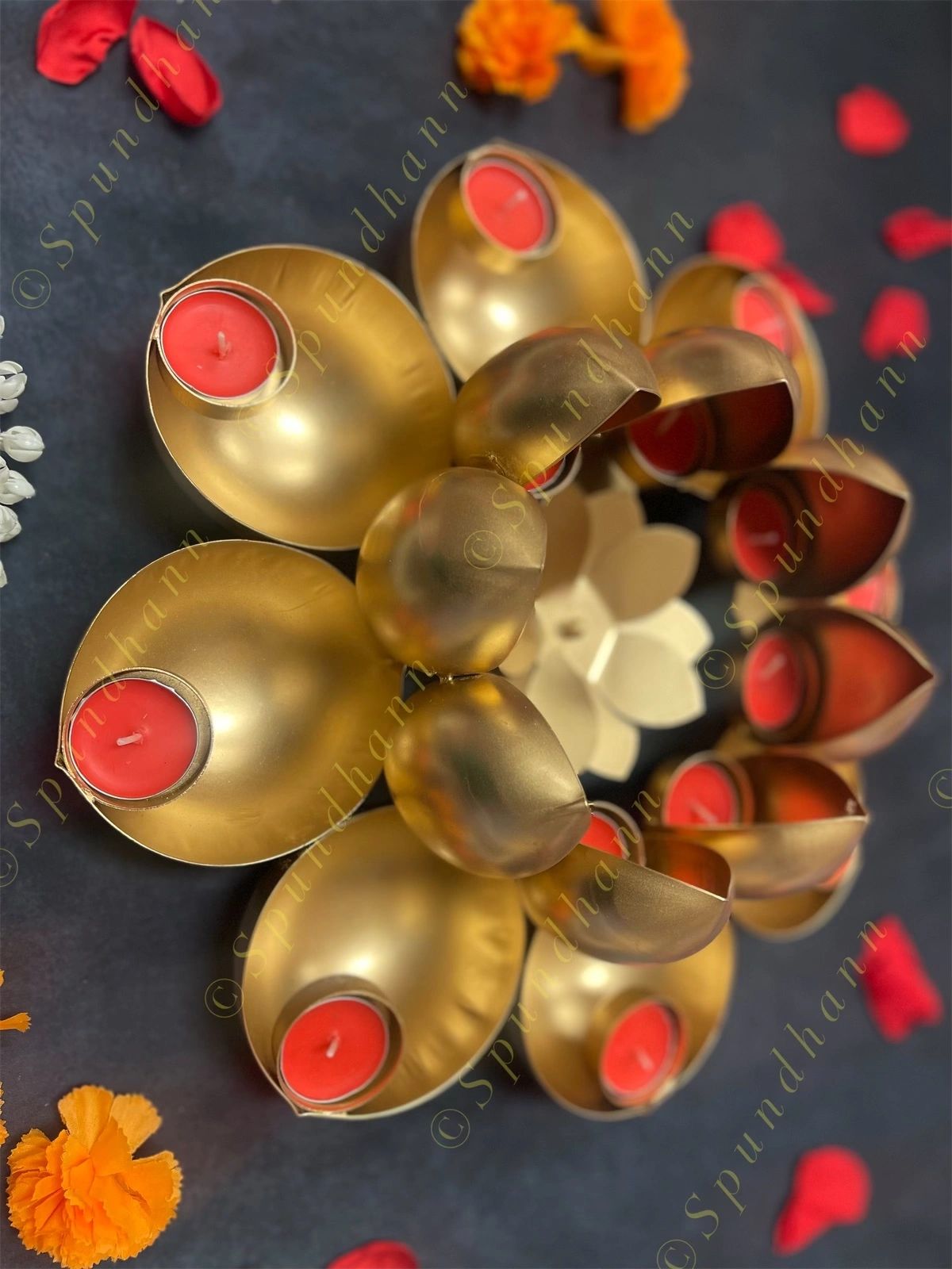 Large Lotus Multi Tea Light Holder