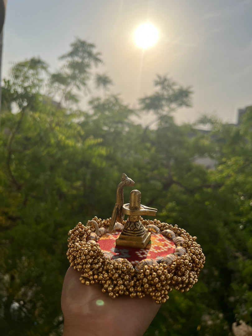 Classic Mini Platter : Pink Colloquial Dvine Pichwai + OG Infloresence Divine Pichwai