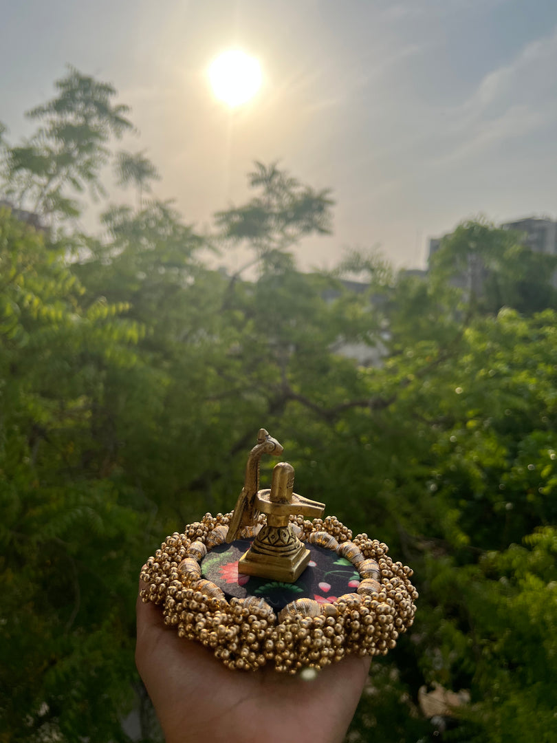 Classic Mini Platter : Pink Colloquial Dvine Pichwai + OG Infloresence Divine Pichwai