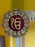 Mini Chaandbali Ik Onkar Platter: Solid Maroon + Bottle Green Navratna Patola