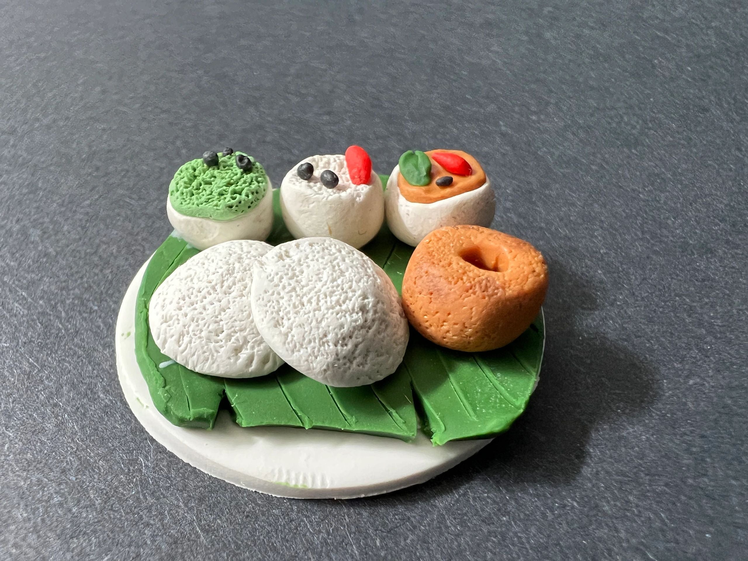 Idli Vada Miniature Magnet