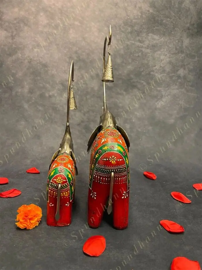 Elephant Figurine Pair - Image 8