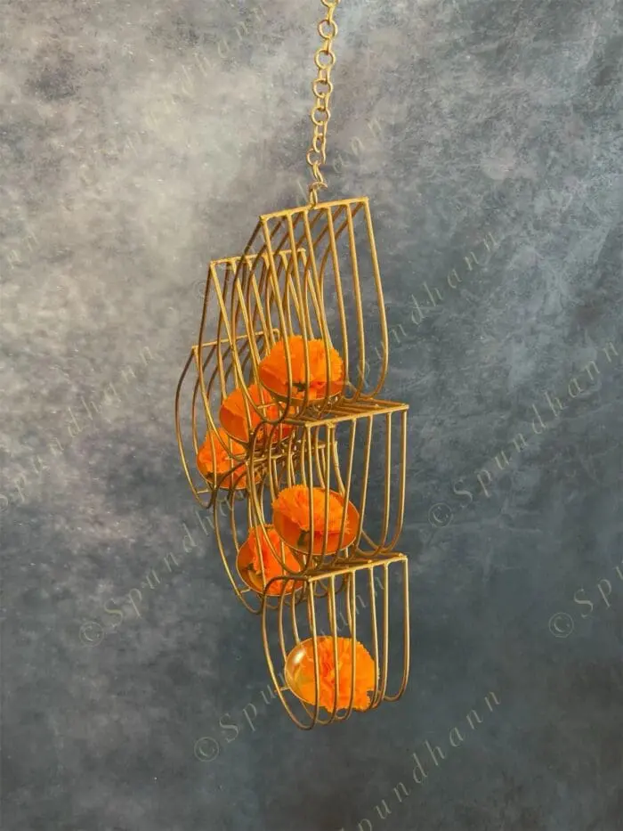 Modern 6 Drop Shaped Hanging Tea Light Holders - Image 2