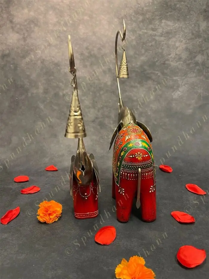 Elephant Figurine Pair - Image 2