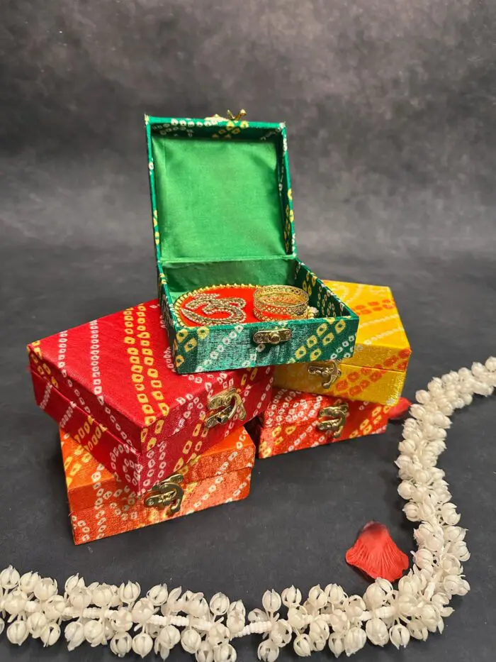 Square Bandhani Gift Box Only - Image 1