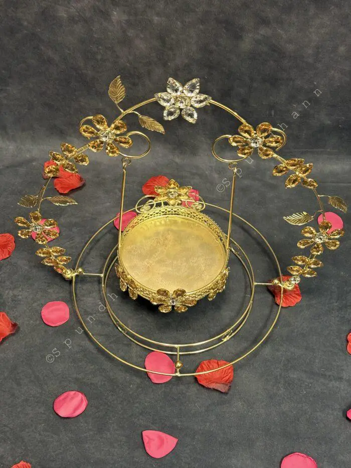 Studded Jhoola with leaf Round - Image 2