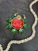 Single Diya Feather Peacock Urli