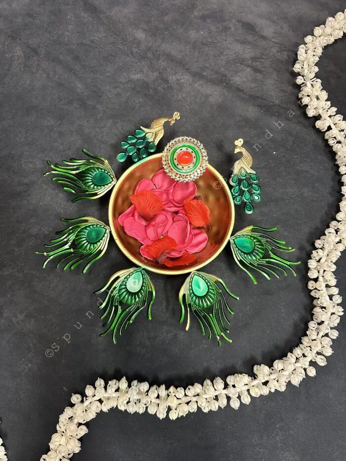 Single Diya Feather Peacock Urli - Image 2