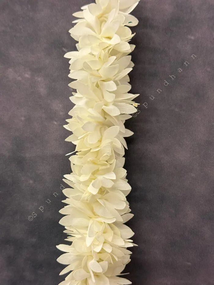 White Chameli String with Gold Drop - Image 2