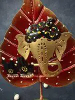 Flute Ganesha With Leaf Tea Light Holder - Image 2