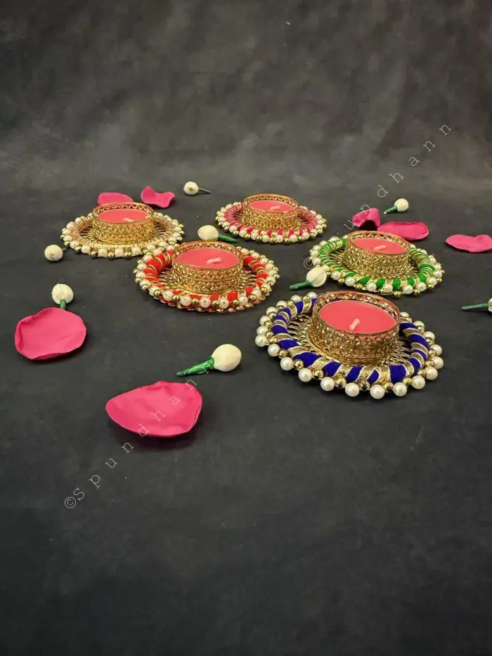 Bangle Tealight Holder with Pearls - Image 12