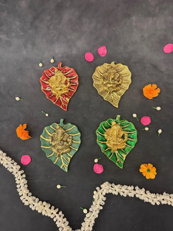Leaf Ganesha Table Top Decor - Image 1